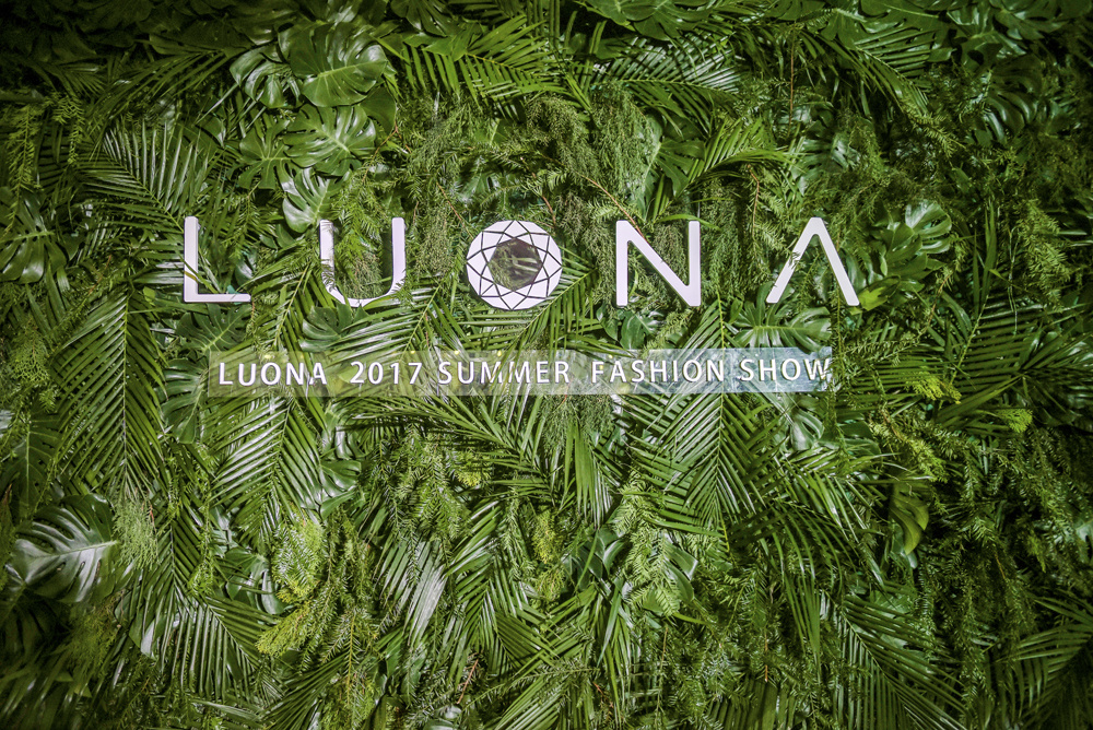 LUONA 珞娜 | 恰逢中秋 青雲飄绮